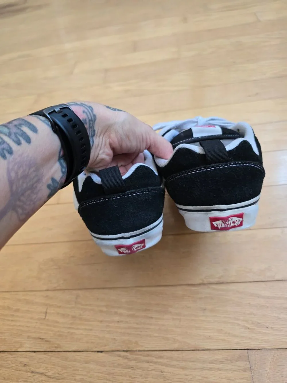 Vans | Knu Skool Y2K Black White Chunky Puffy Tongue Sneakers | WMS 9